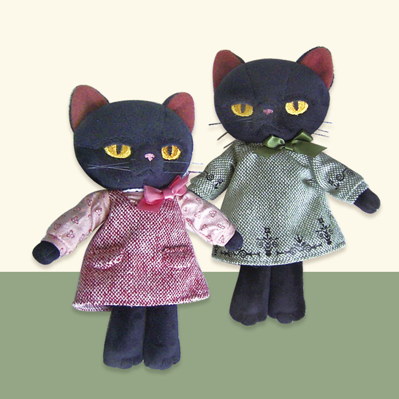 かわいい黒ミミちゃん ぬいぐるみ 海外作家様 ひどく ハンドメイド 